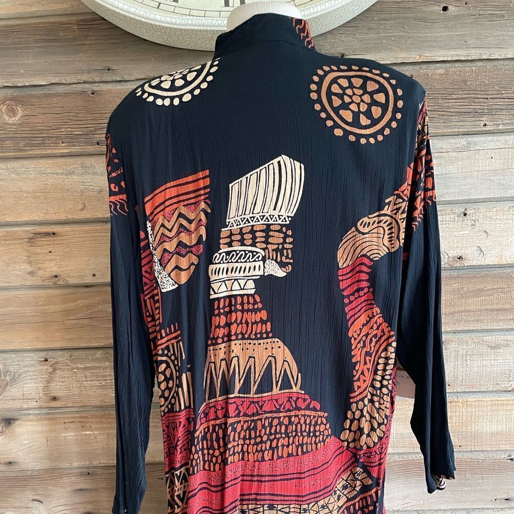 NWT Nefertiti Extra Long Button Down Top Size S - Picture 9 of 10